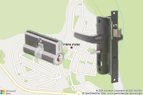 הפורץ מיחדיו