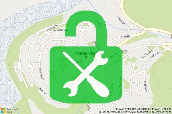 הפורץ מבית זית